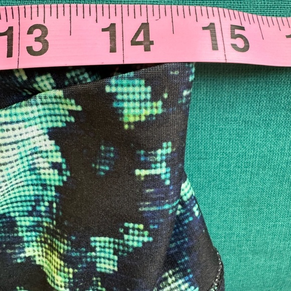 NIKE Dri-Fit Women’s Black,Green, Blue Work Out Pants. Hidden Pocket In Waist  L - Picture 8 of 9